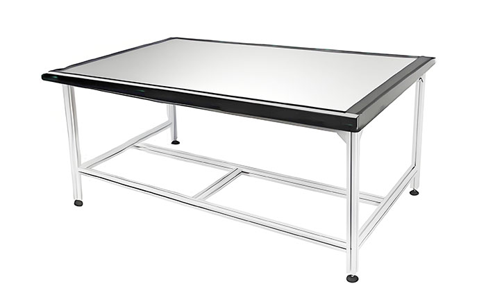 鋁型材定制開模工作臺(tái)鋁型材